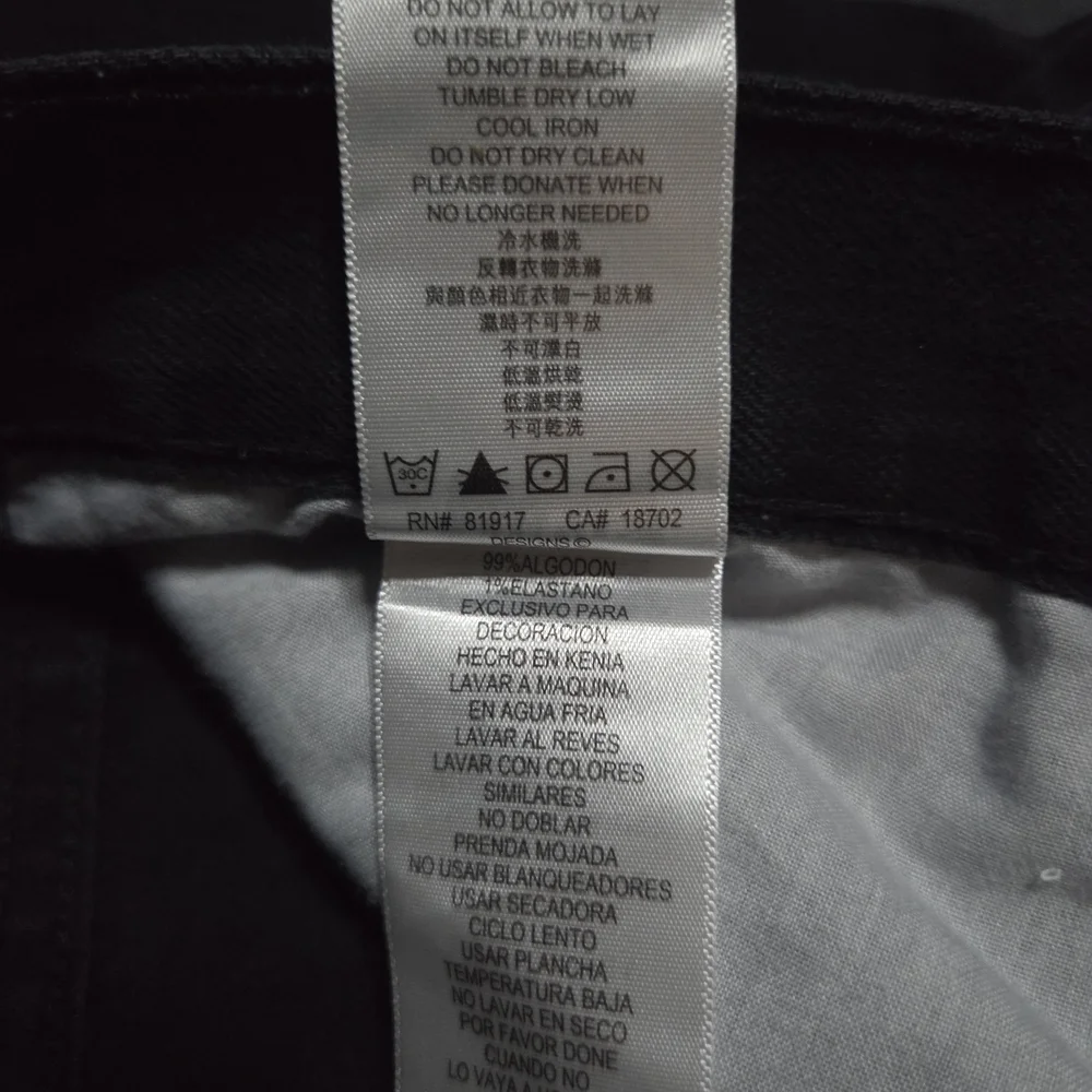 Levi’s 511 Slim Black Jeans Men’s W28 Slim Fit‎ Stretch Denim